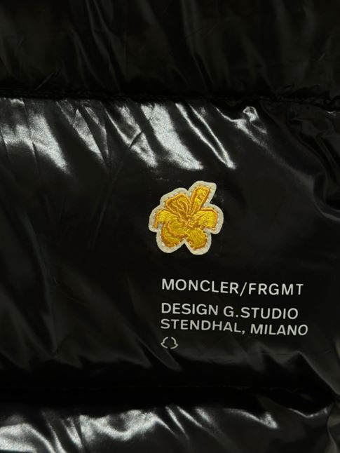 MONCLER ANTHEMIOCK SHORT DOWN JACKET - MC044