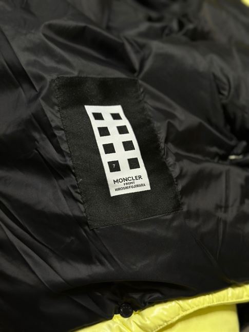 MONCLER ANTHEMIOCK SHORT DOWN JACKET - MC044