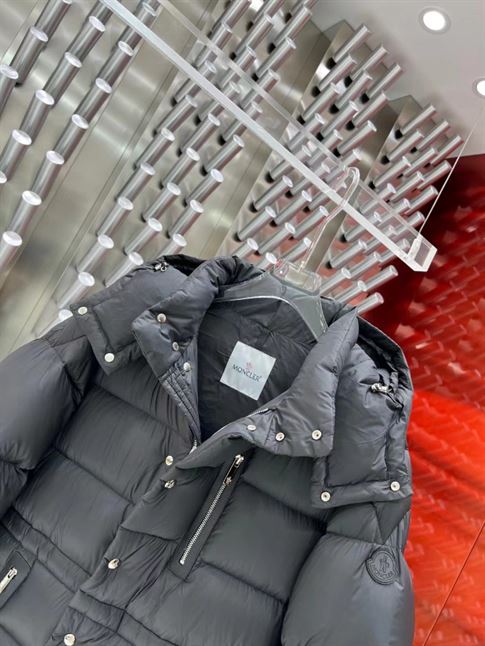 MONCLER BLACK BAUGES LEATHER-TRIMMED DOWN JACKET - MC083