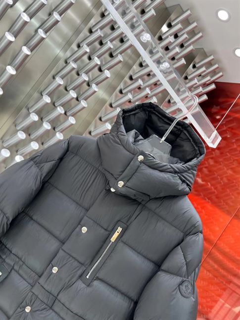 MONCLER BLACK BAUGES LEATHER-TRIMMED DOWN JACKET - MC083