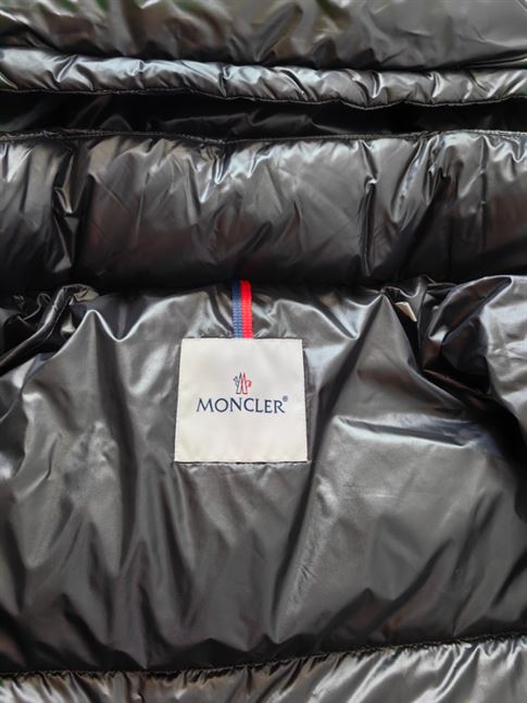 MONCLER BLACK WOLLASTONA DOWN JACKET - MC081