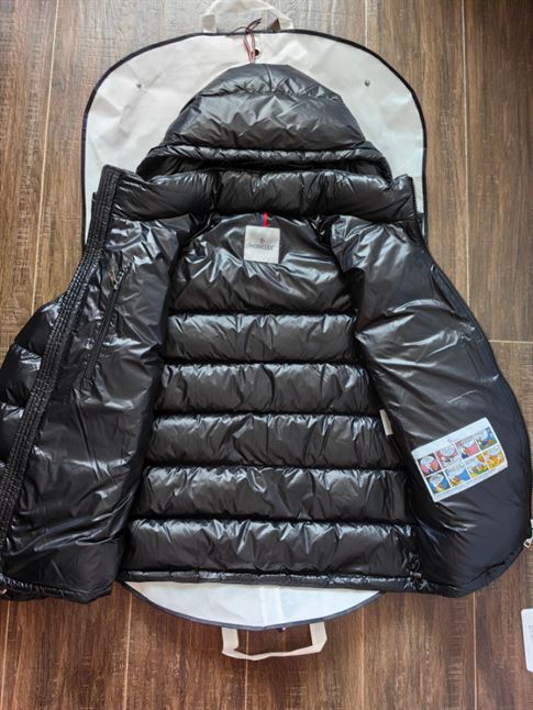 MONCLER BLACK WOLLASTONA DOWN JACKET - MC081