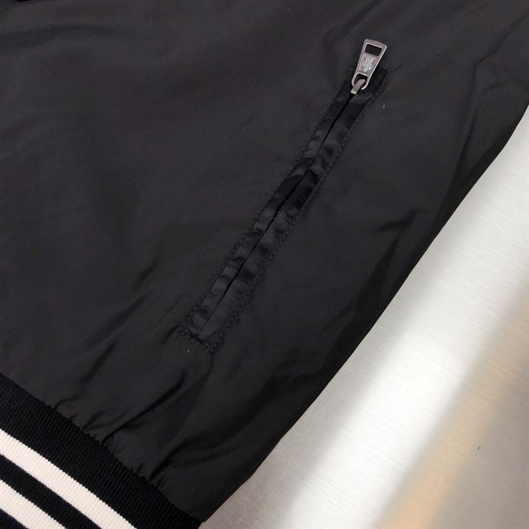 MONCLER BOMBER JACKET - MC098