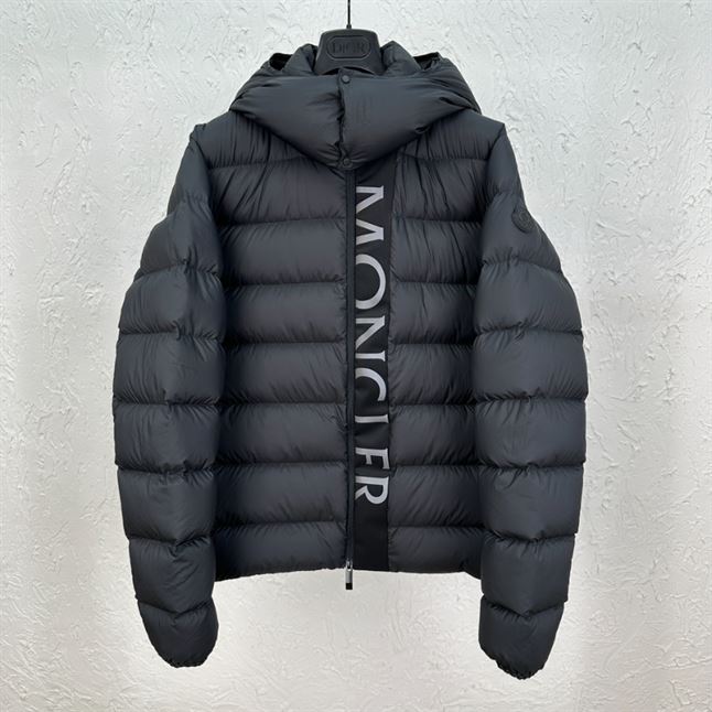 MONCLER CERCES DOWN JACKET - MC060