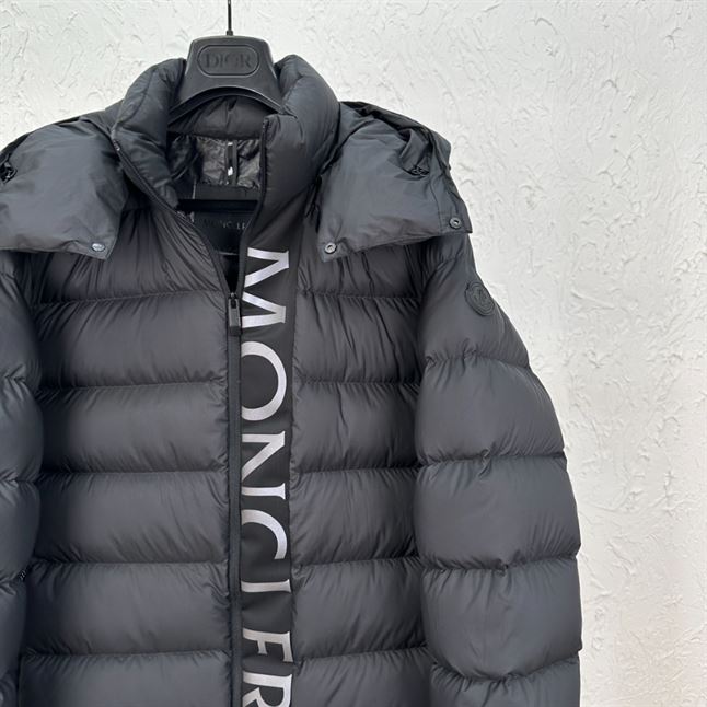MONCLER CERCES DOWN JACKET - MC060