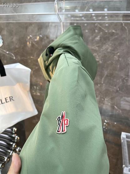 MONCLER COAT - MC120