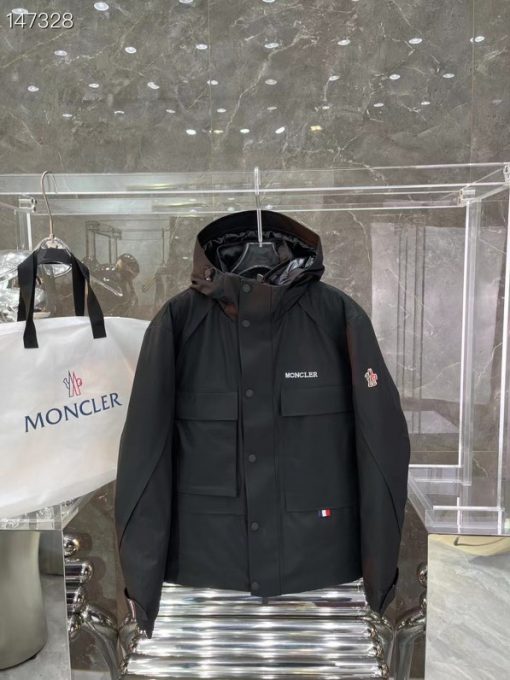 MONCLER COAT - MC121