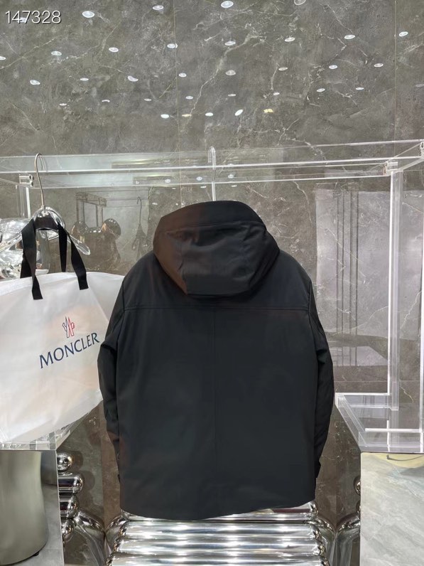 MONCLER COAT - MC121