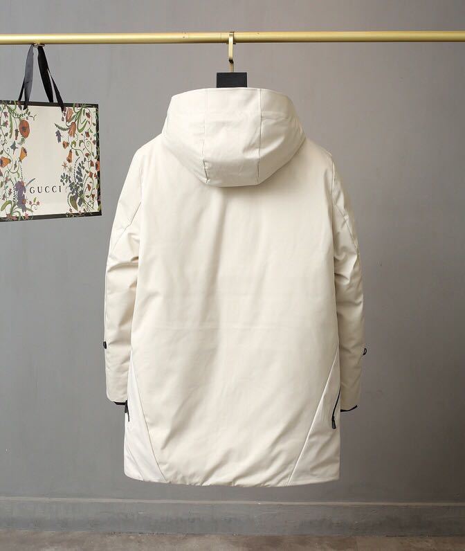 MONCLER COAT - MC135