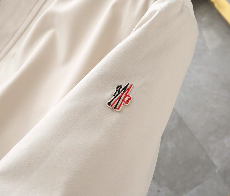 MONCLER COAT - MC135