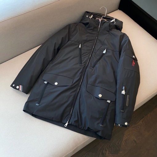 MONCLER COAT - MC137