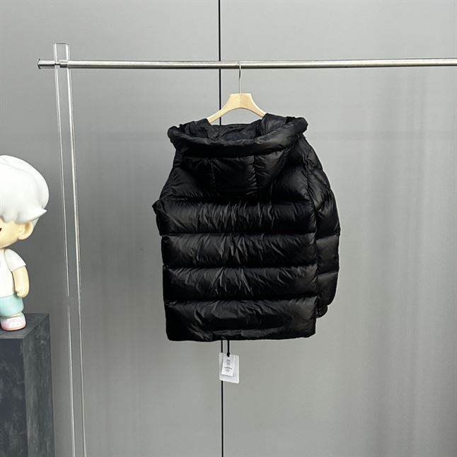 MONCLER JACKETS - MC055
