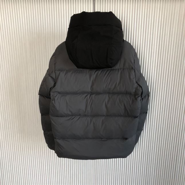MONCLER MADEIRA DOWN JACKET - MC090