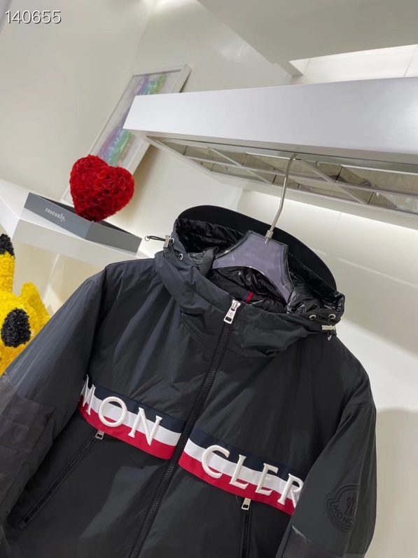 MONCLER OLARGUES HOODED DOWN JACKET - MC112