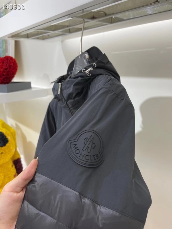 MONCLER OLARGUES HOODED DOWN JACKET - MC112