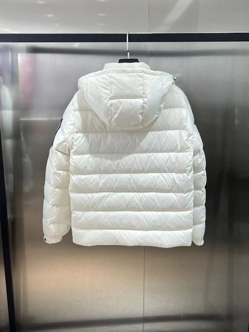 MONCLER WHITE DOWN SAULX PUFFER JACKET - MC026