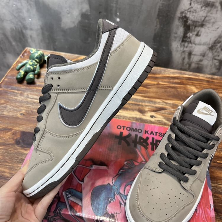 NIKE SB DUNK LOW SNEAKER - NSN020