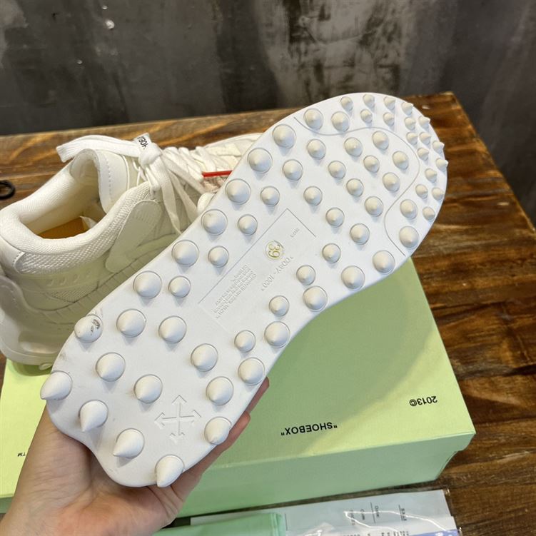 OFF-WHITE ODSY 1000 SNEAKERS - OFW048