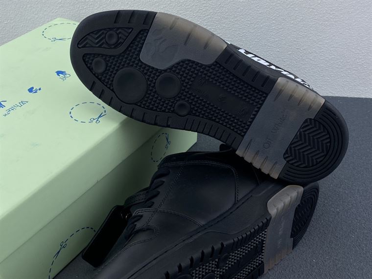 OFF-WHITE OUT OFF OFFICE FOR WALKING - OFW033