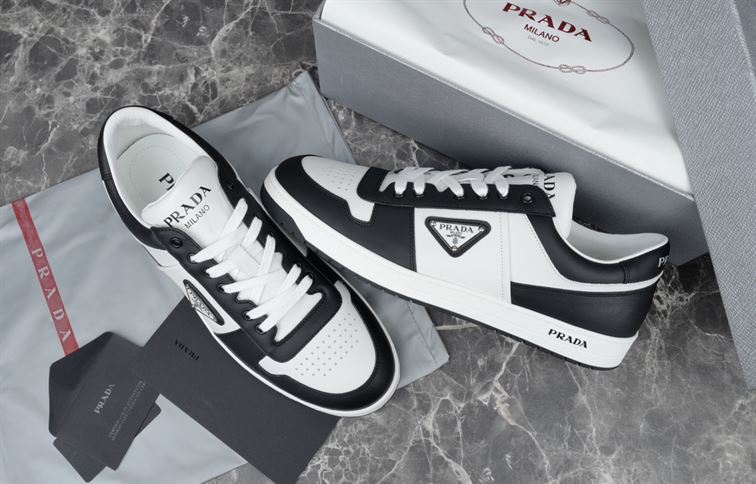 PRADA DOWNTOWN LEATHER SNEAKERS - PRS069