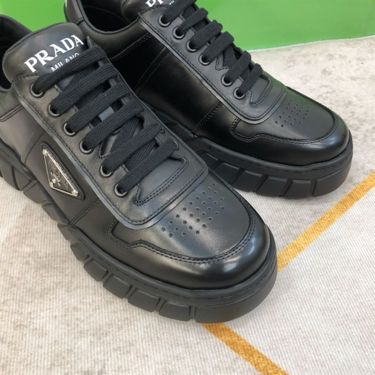 PRADA LEATHER SNEAKERS - PRS018