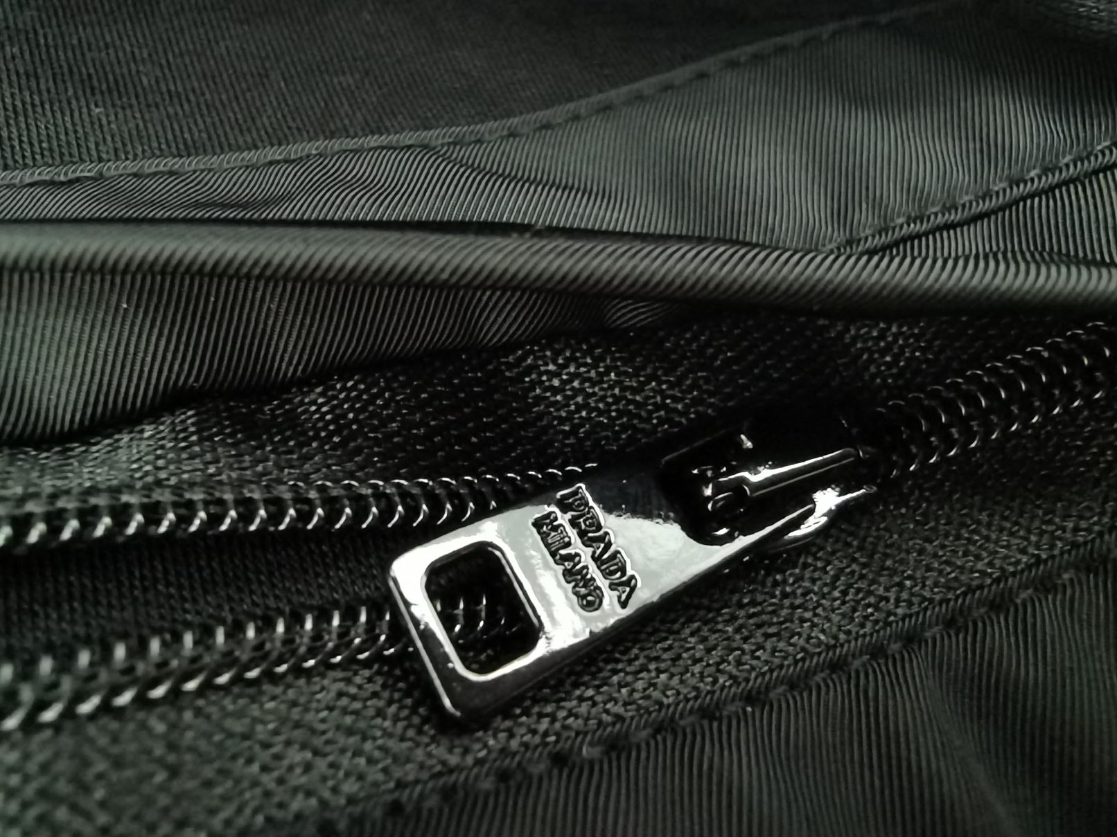 PRADA RE-NYLON AND JERSEY T-SHIRT - PT007