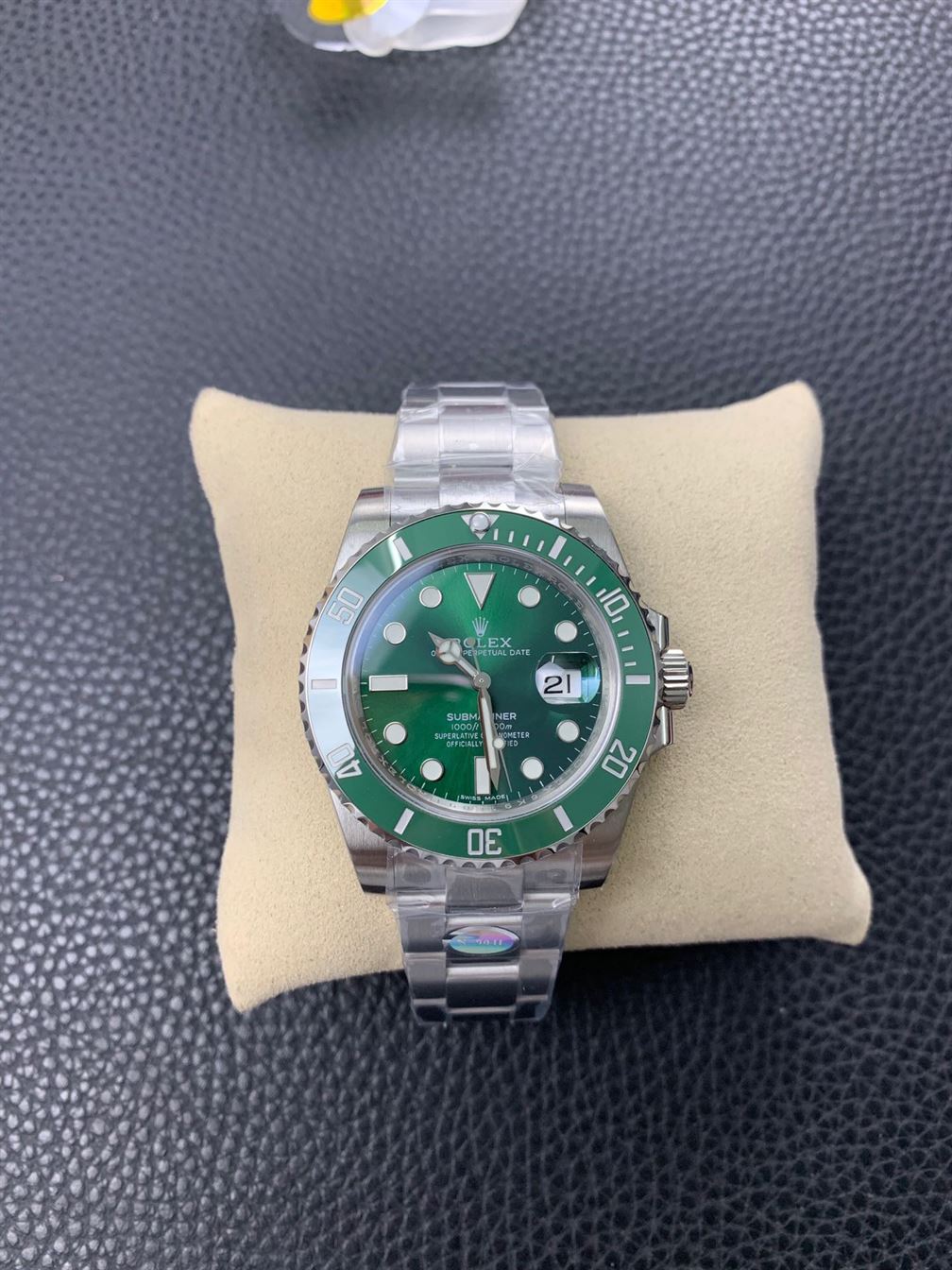 ROLEX OYSTER PERPETTUAL SUBMARINER DATE 41MM