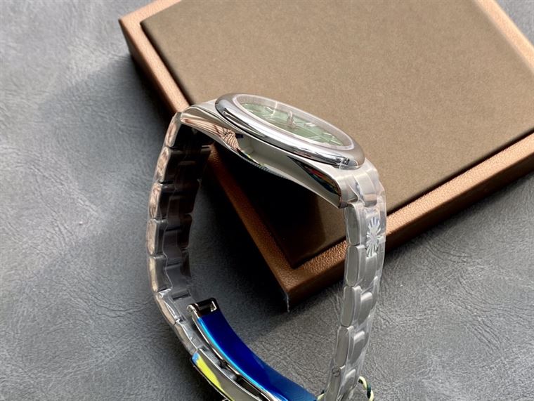 ROLEX OYSTER PERPETUAL 41MM