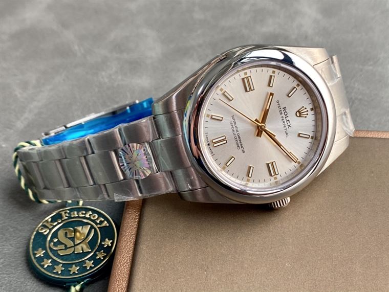 ROLEX OYSTER PERPETUAL 41MM