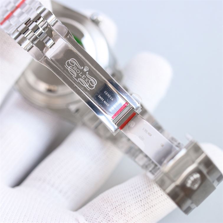 ROLEX OYSTER PERPETUAL DATEJUST