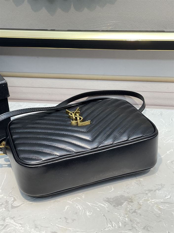 YSL LOU CAMERA BAG IN QUILTED LEATHER