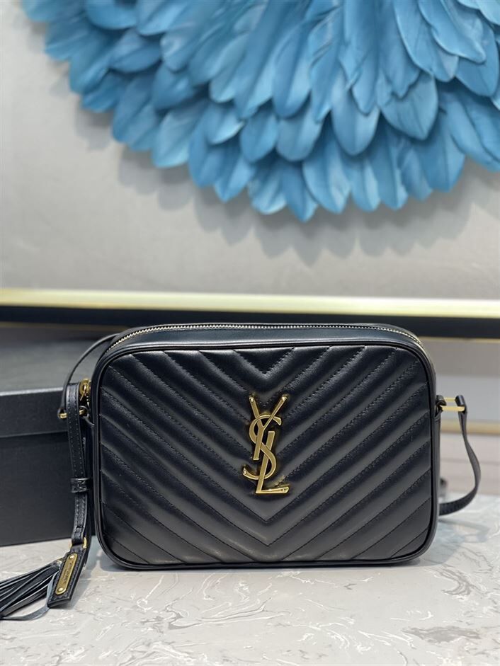 YSL LOU CAMERA BAG IN QUILTED LEATHER