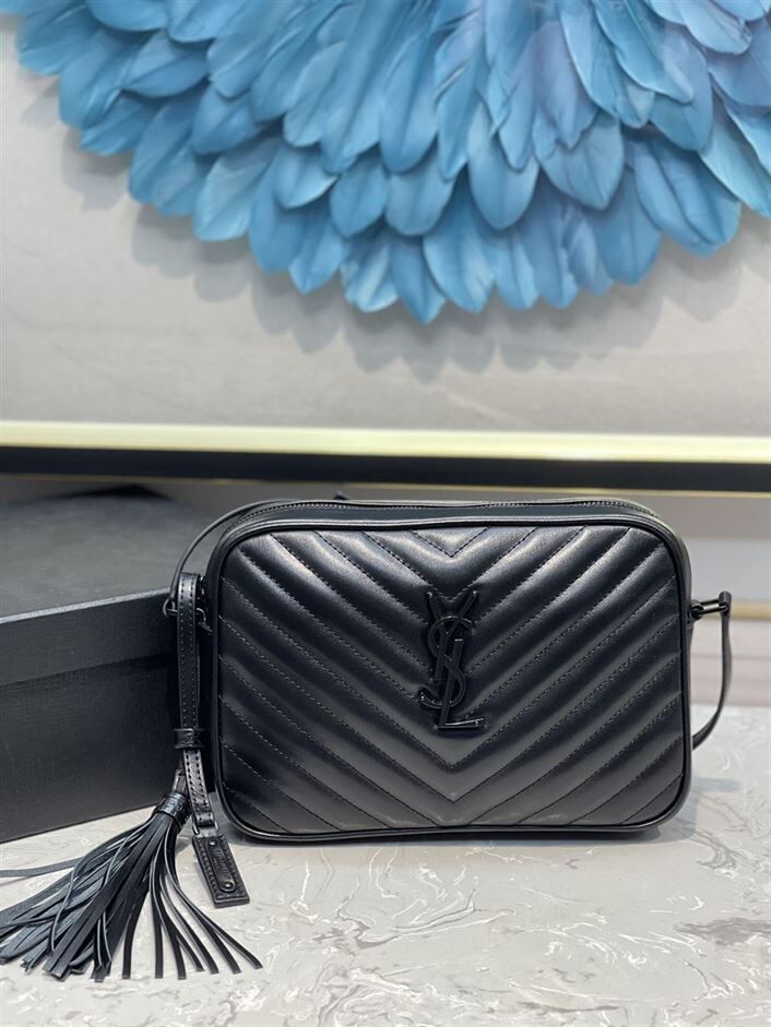 YSL LOU CAMERA BLACK BAG IN QUILTED LEATHER