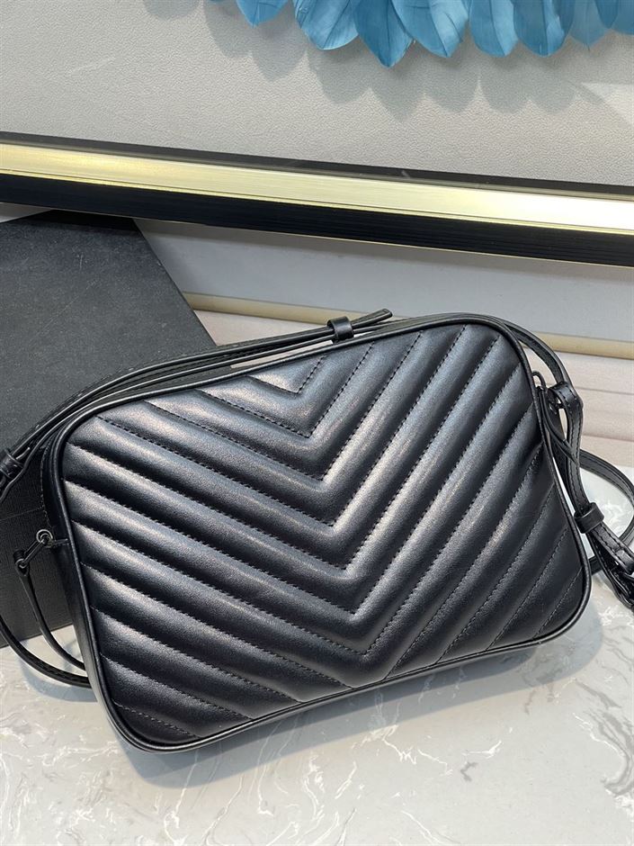 YSL LOU CAMERA BLACK BAG IN QUILTED LEATHER