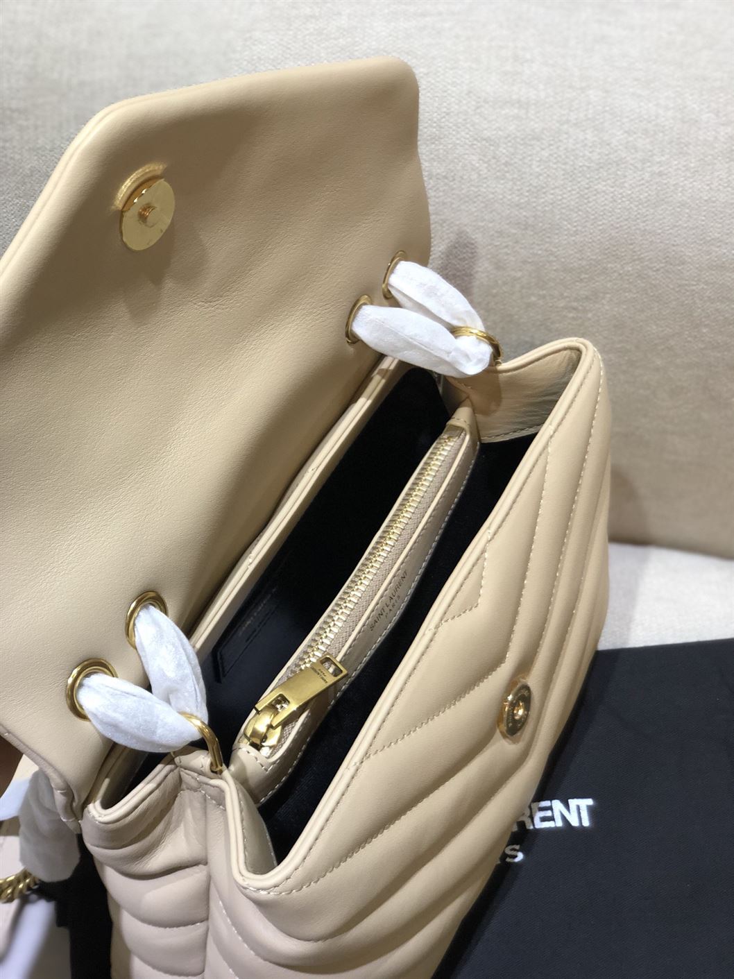 YSL LOULOU WHITE CREAM BAG