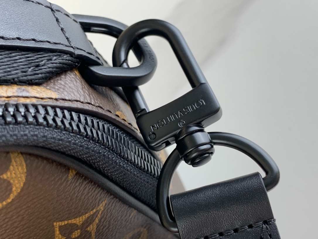 Louis Vuitton Quest Messenger Black Hardware Bag