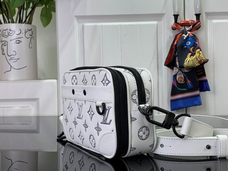 Louis Vuitton Alpha Wearable Wallet White Bag