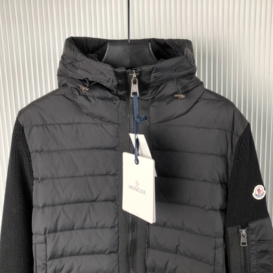 MONCLER Maglione Tricot Hooded Down Knit Jacket Coat - MC141