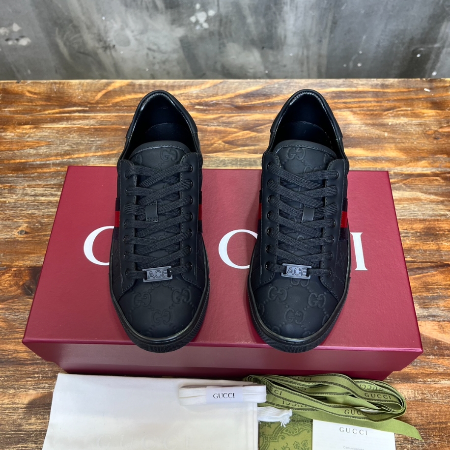 Gucci ACE Black and Red Web Sneaker - GCC170