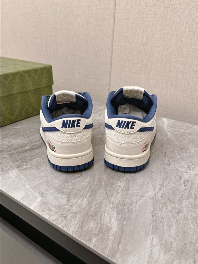 Nike SB Dunk Low x Gucci White Blue Sneaker - GCC162