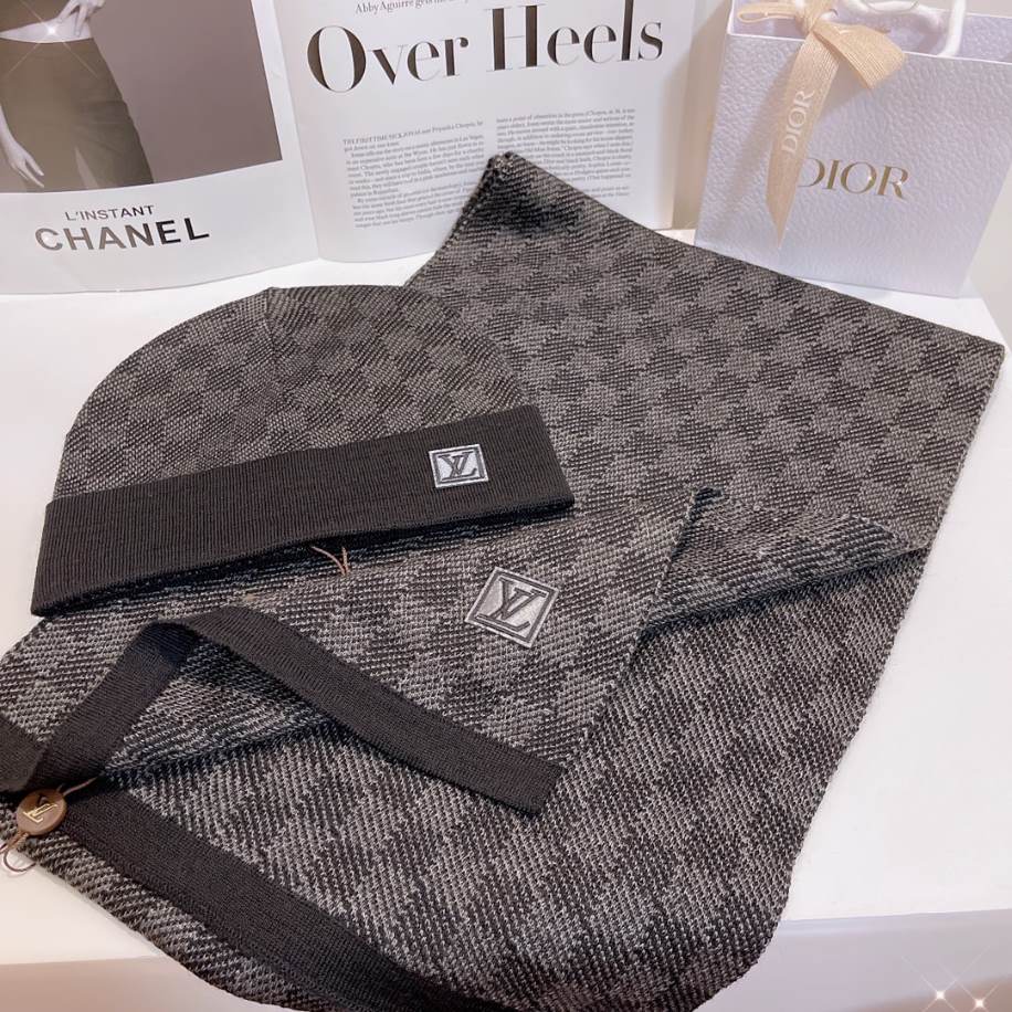 Louis Vuitton Lux Brown Caro Hats - LVC012