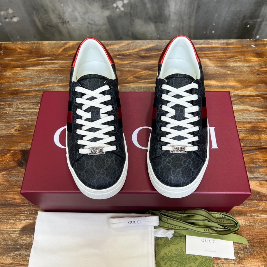 Gucci ACE Metal Tag Red And Blue Web Sneaker - GCC169