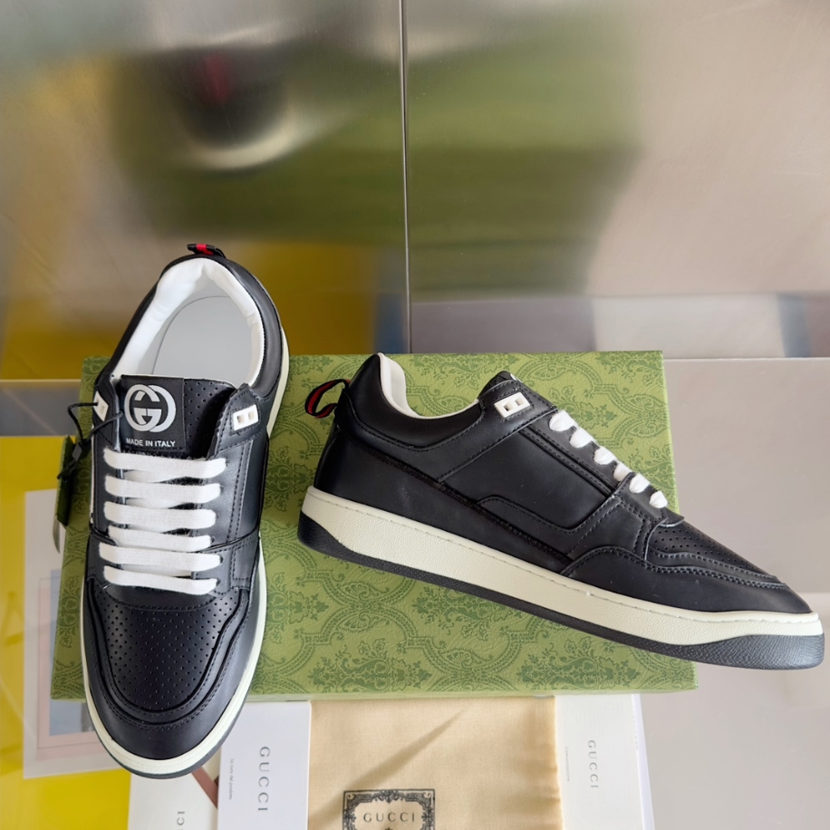 Gucci Black Mid Sneaker - GCC164