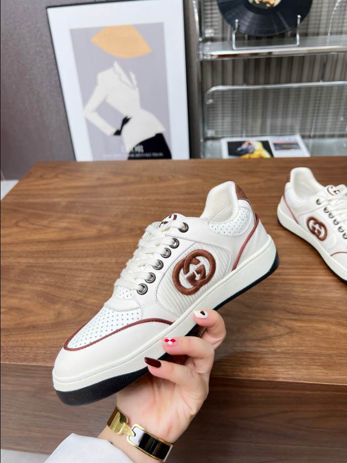 Gucci White Brown Logo Sneakers - GCC204