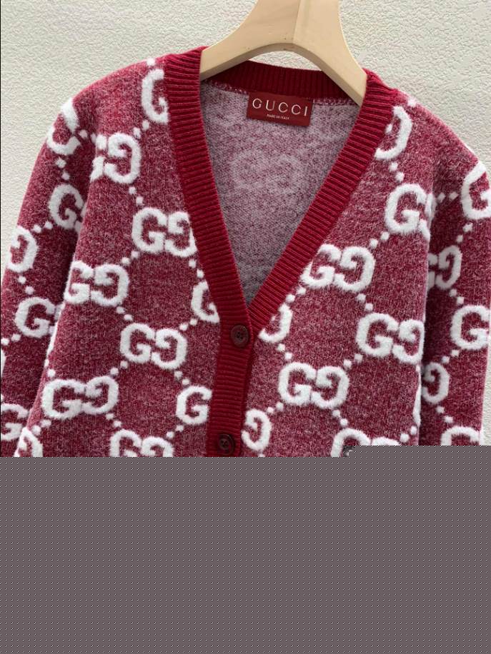 GUCCI Stitch Red V-neck Knitwear - GCK058