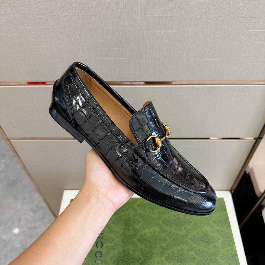 Gucci Jordaan Crocodile Black Loafer - GL084