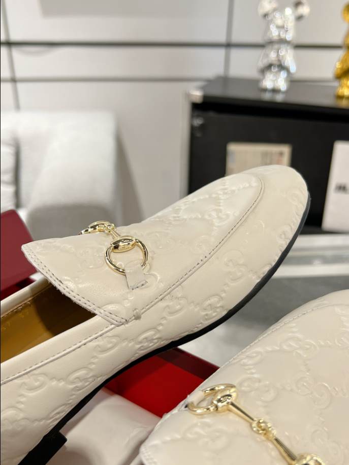 Gucci Horsebit White GC Monogram Loafer - GL063