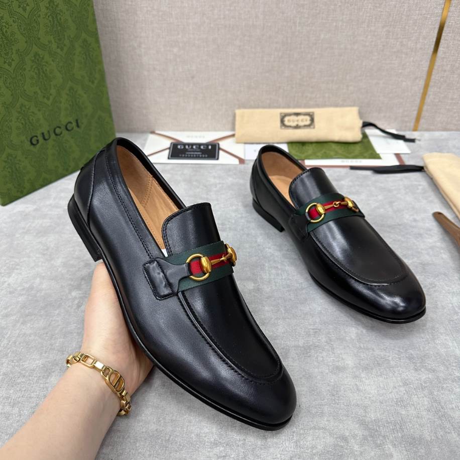 Gucci Men Horsebit Black Loafer - GL090