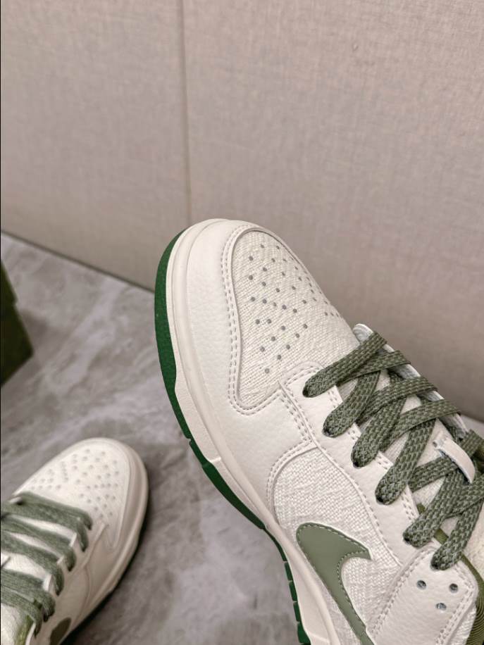 Gucci Nike Dunk Low Green White Sneakers - GCC202