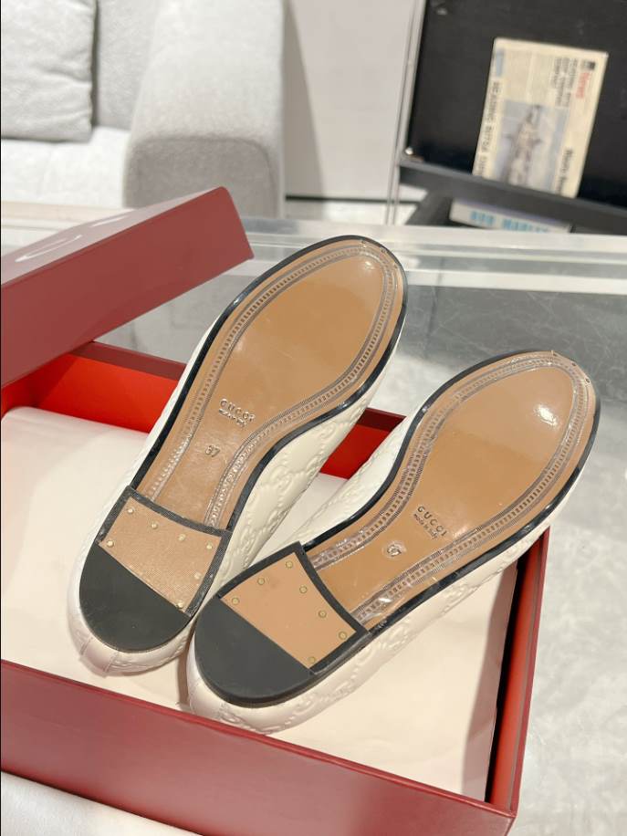 Gucci Horsebit White GC Monogram Loafer - GL063